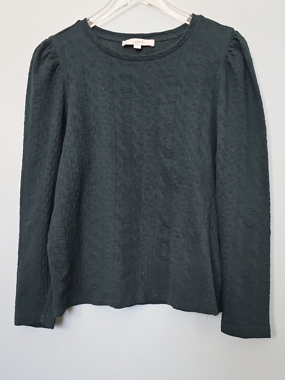 LOFT Textured Puff Long Sleeve Top in Hunter Green